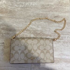 Coach Cream Shoulder Bag with Gold Chain Strap
